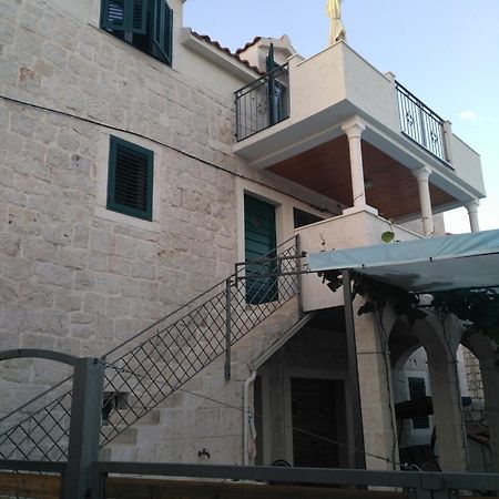 Apartment Buga Слатине Екстериор снимка