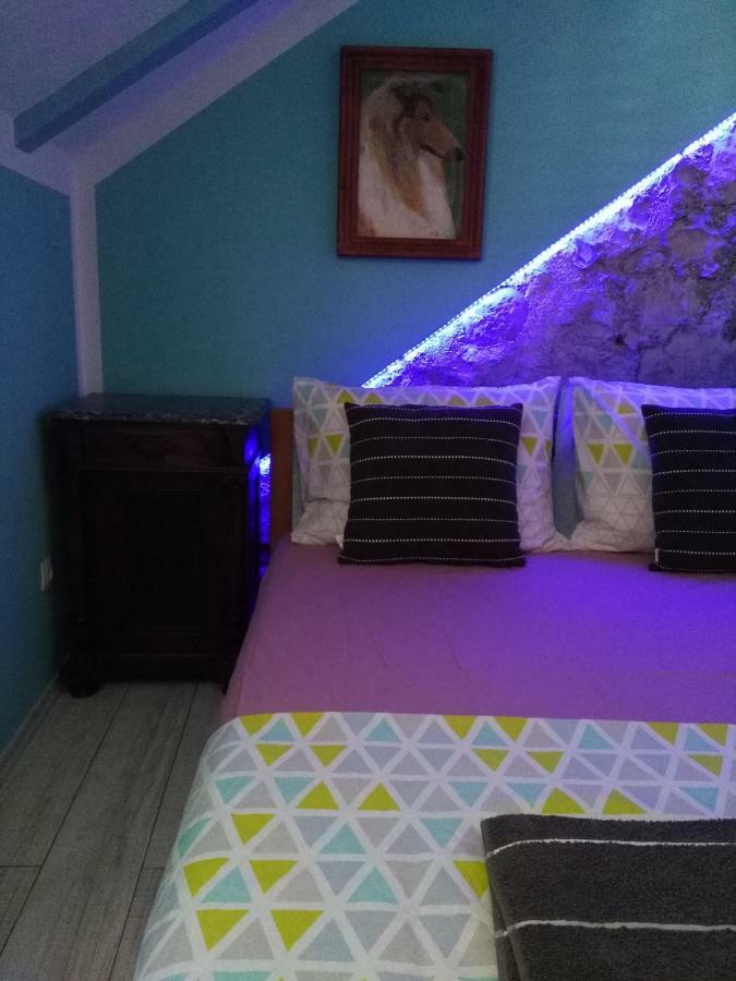 Apartment Buga Слатине Екстериор снимка
