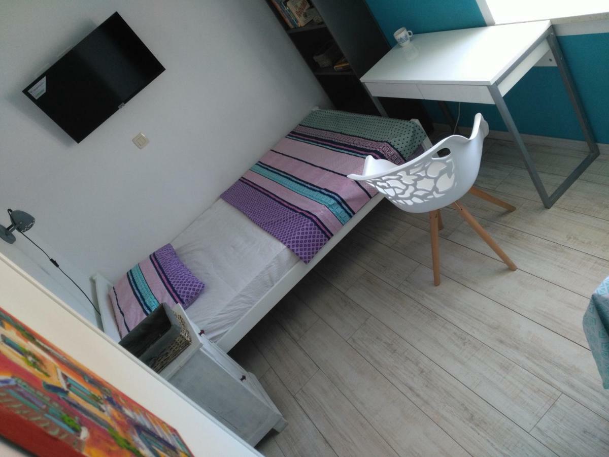 Apartment Buga Слатине Екстериор снимка